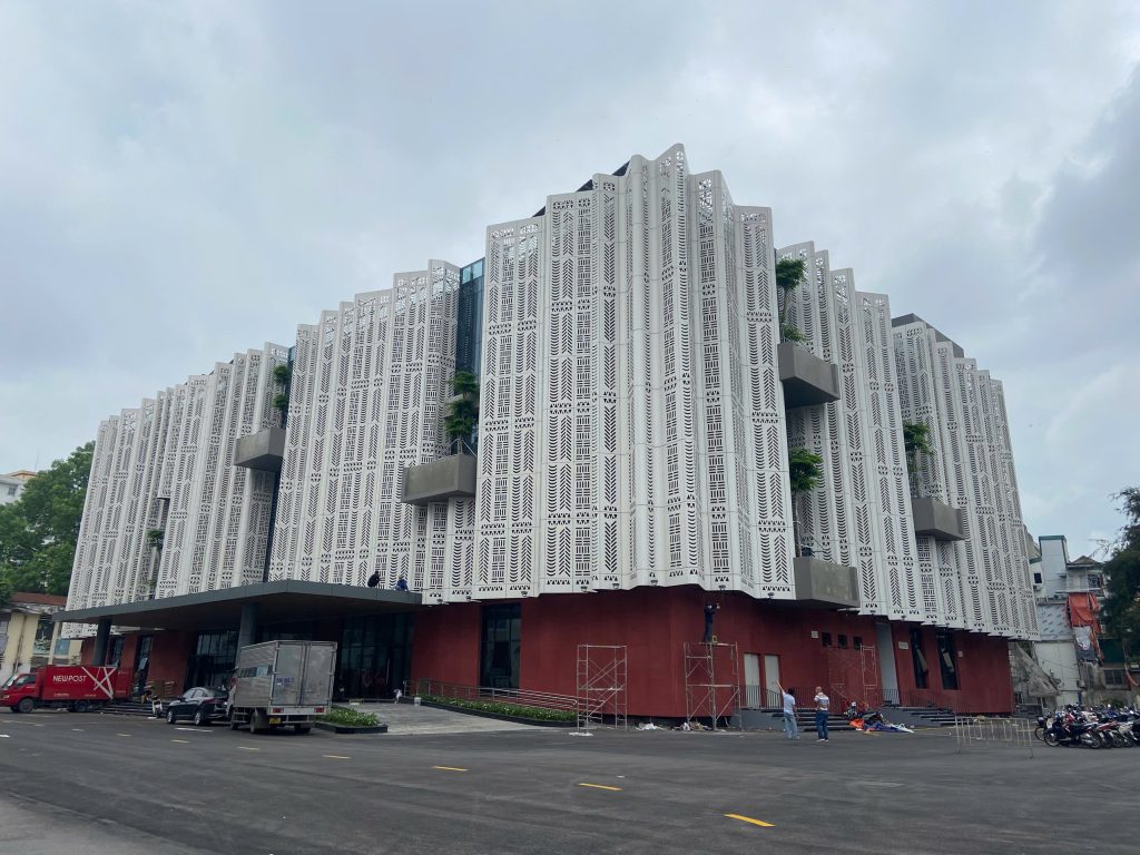 Hệ thống Tăng Áp, Hút khói cho Cung thể thao quần ngựa