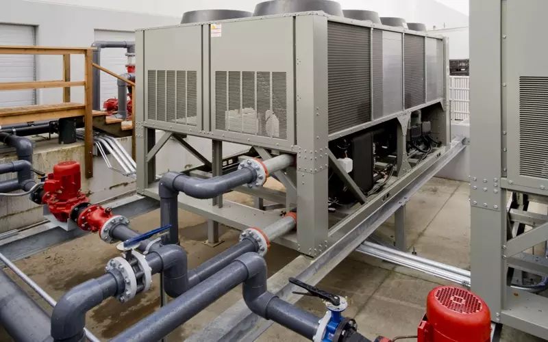 Hệ Thống Chiller Giải Nhiệt Nước – Giải Pháp Làm Mát Ưu Việt Từ ITCtech 1 Hệ Thống Chiller Giải Nhiệt Nước – Giải Pháp Làm Mát Ưu Việt Từ ITCtech