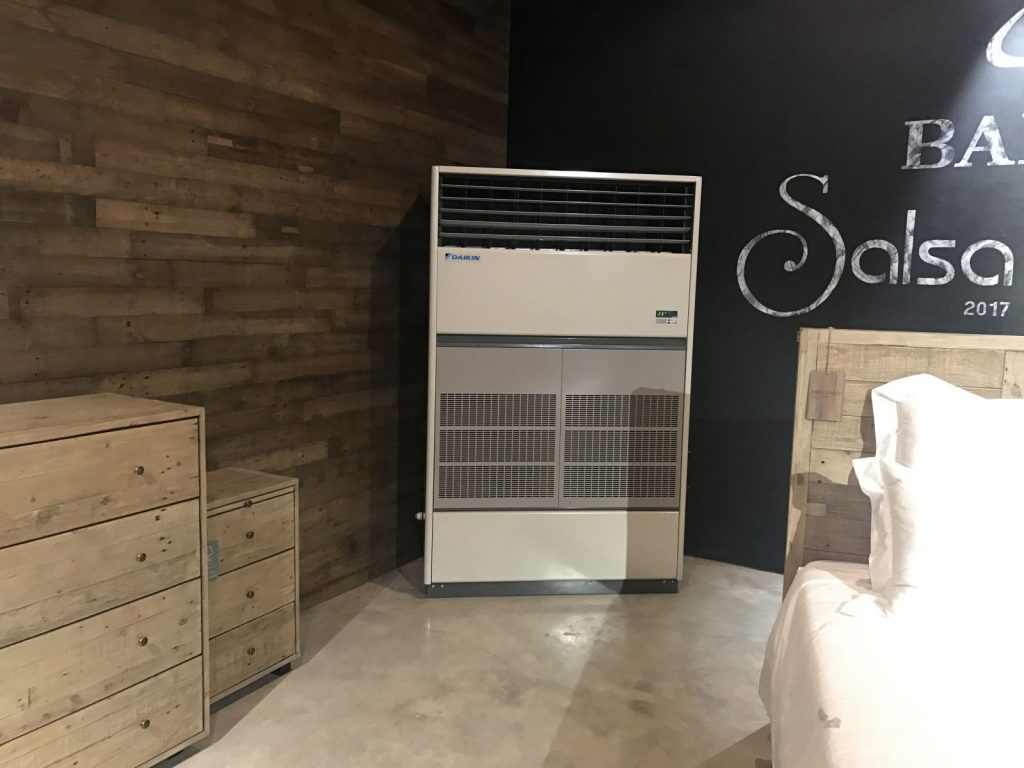 mua máy lạnh công nghiệp đứng phù hợp