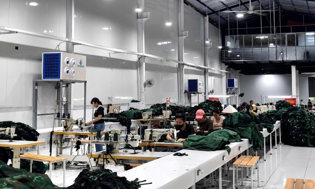 máy lạnh công nghiệp giải nhiệt nước